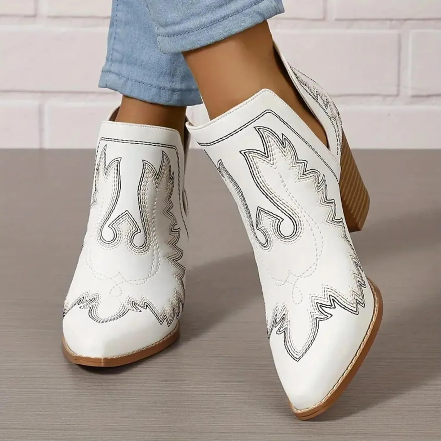 Cowboy Boots for Women Western Durable Cowboy Boots Comfortable Faux Leather Booties Stack Heel Ankle Style Cowgirl Boots