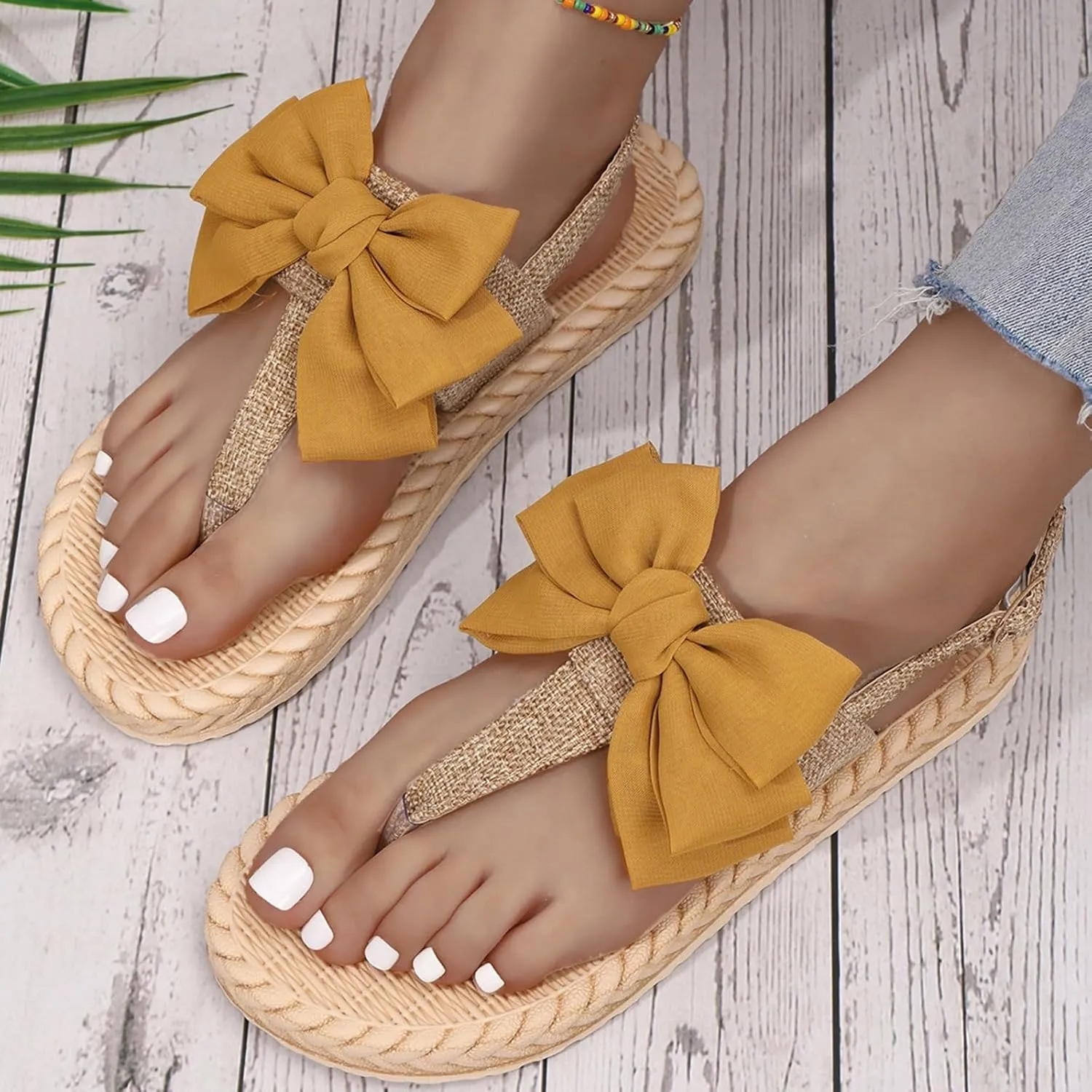 Womens Flat Flat Flip Sandals 2025 Casual Summer Wide Width Slides with Rope Sole Fashionable Indoor Outdoor Beaded Bow Summer Walking Shoes Slippers